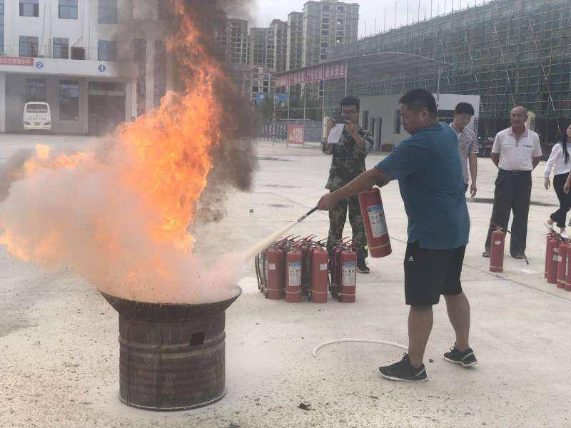 江西長運扎實開展“安全生產(chǎn)月”活動，各單位安全生產(chǎn)形勢持續(xù)穩(wěn)定