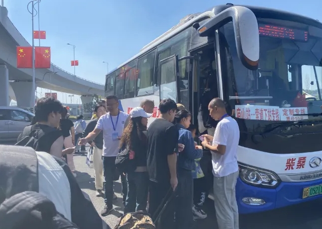 九江長運(yùn)：廬山索道 廬山南一日游國慶期間積極創(chuàng)收